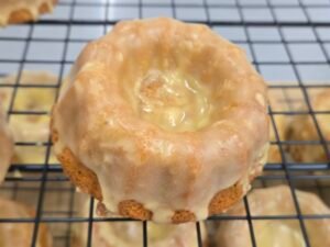 chai cake with mango glaze